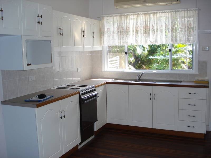 82 Gordon Street, Bowen QLD 4805