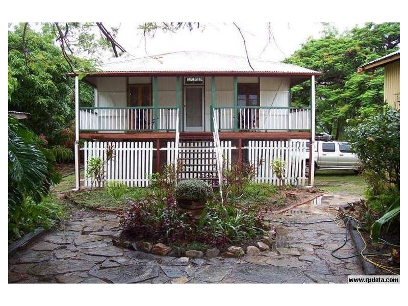 8 Blake Street, Collinsville QLD 4804