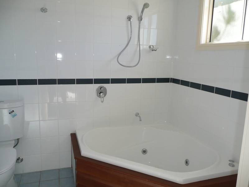 20 Yardley Court, Bowen QLD 4805