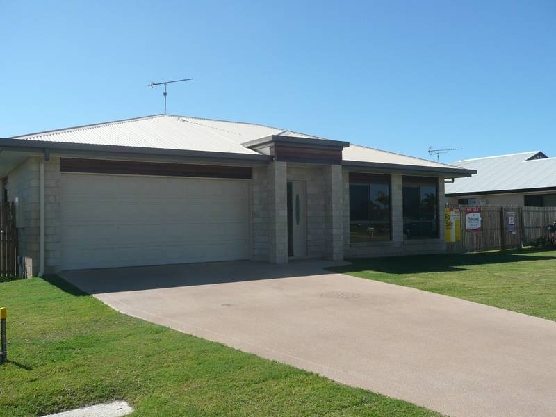 18 Lucinda Place, Bowen QLD 4805