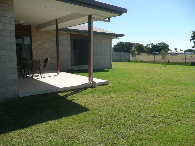 18 Lucinda Place, Bowen QLD 4805