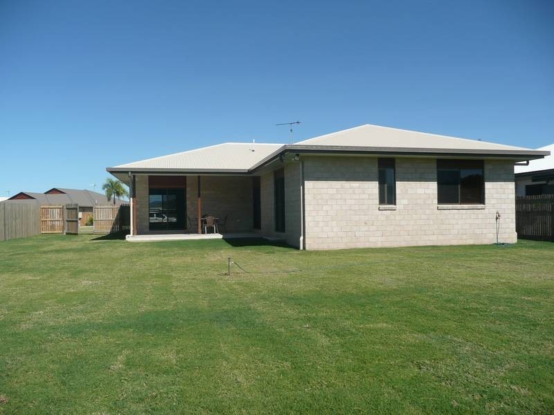 18 Lucinda Place, Bowen QLD 4805