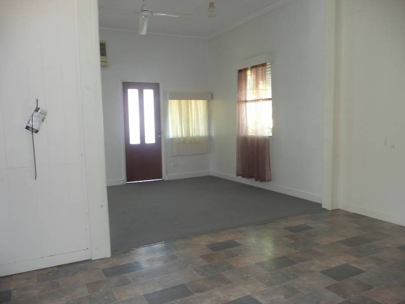 7 Gilbert Street, Bowen QLD 4805