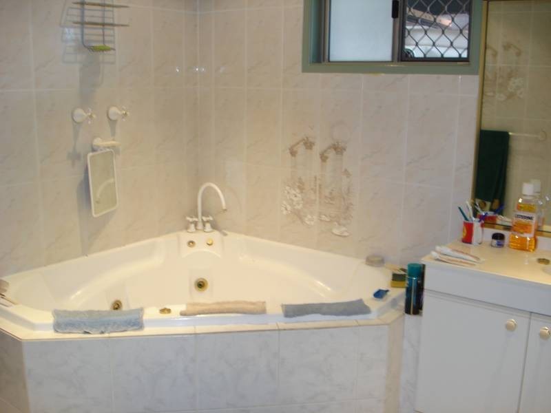 1 North Court, Bowen QLD 4805