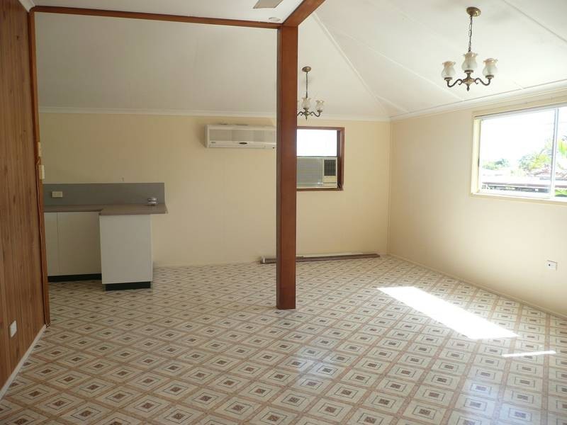 26 Russell Street, Bowen QLD 4805