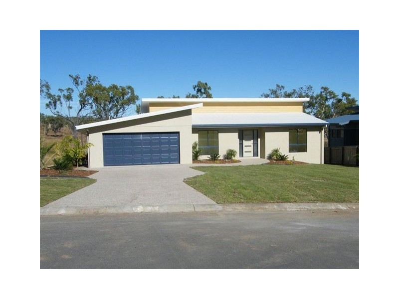 16 Fairway Drive, Bowen QLD 4805