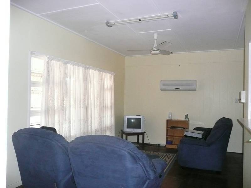 9 Livingstone Street, Bowen QLD 4805