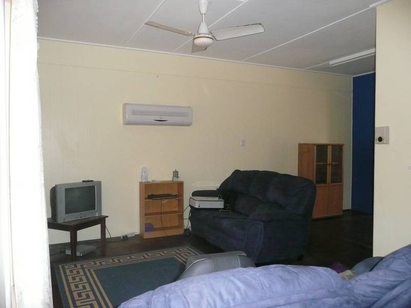 9 Livingstone Street, Bowen QLD 4805