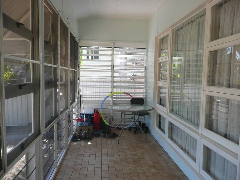9 Livingstone Street, Bowen QLD 4805