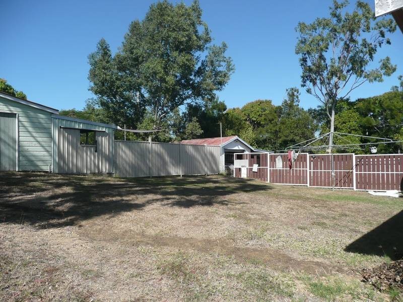 9 Livingstone Street, Bowen QLD 4805
