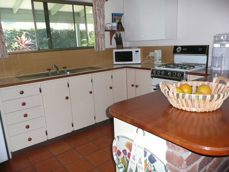 1/ 18 Marshall Street, Bowen QLD 4805