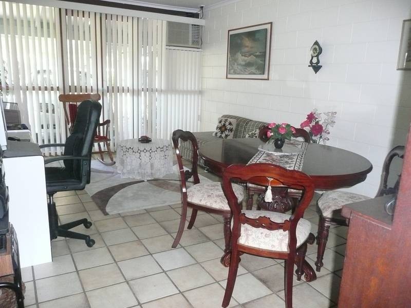 1/ 18 Marshall Street, Bowen QLD 4805