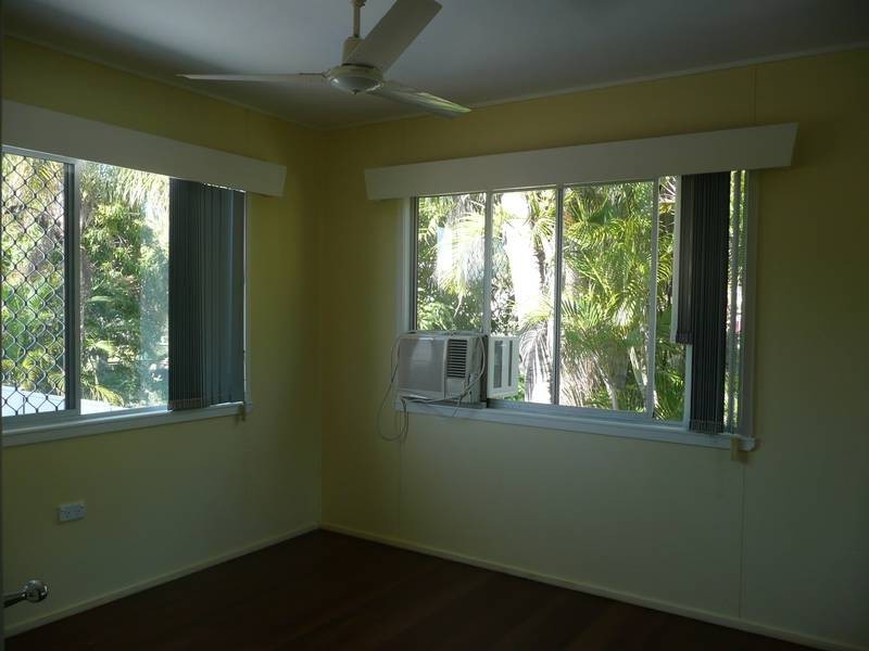 17 McDougal Street, Bowen QLD 4805