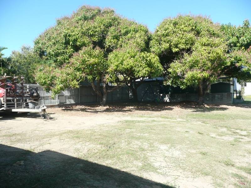 17 McDougal Street, Bowen QLD 4805