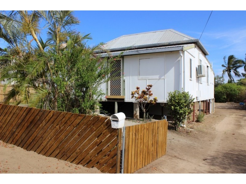 83 Gordon Street, Bowen QLD 4805