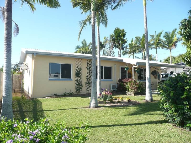 8 Rodney Street, Bowen QLD 4805