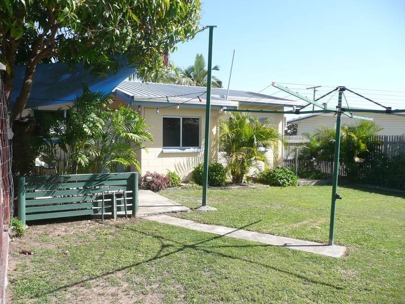 8 Rodney Street, Bowen QLD 4805