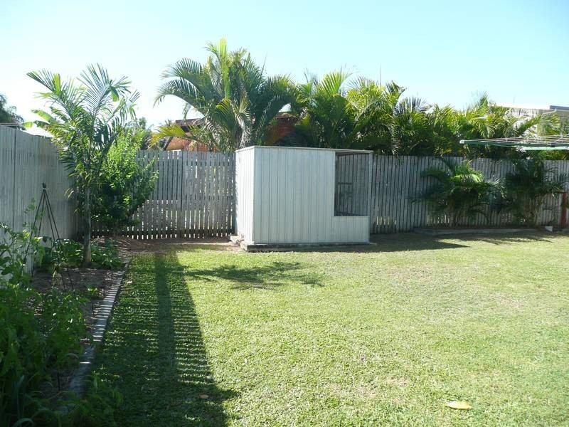 8 Rodney Street, Bowen QLD 4805