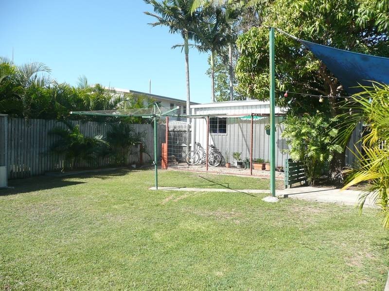 8 Rodney Street, Bowen QLD 4805