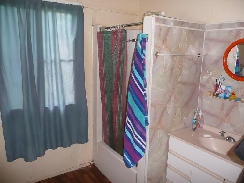 186 Strickland Street, Bowen QLD 4805