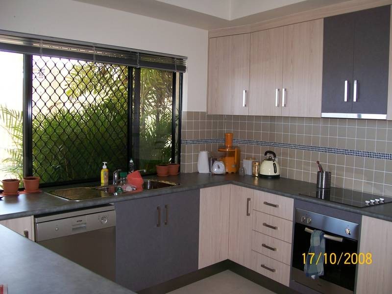 10 Sunshine Court, Bowen QLD 4805