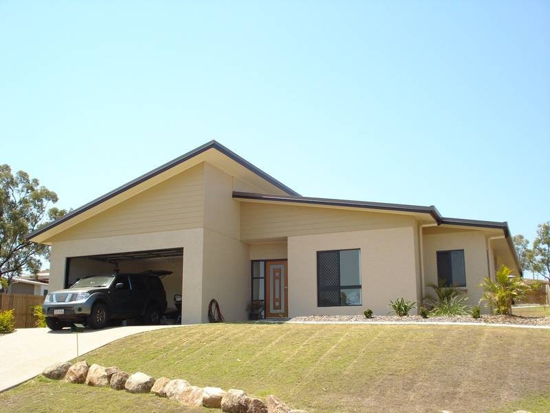 10 Sunshine Court, Bowen QLD 4805