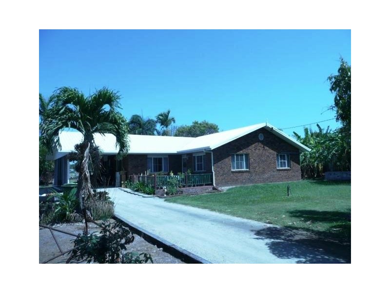 33 Brighton Road, Bowen QLD 4805