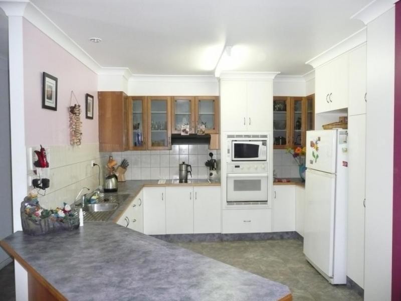 33 Brighton Road, Bowen QLD 4805