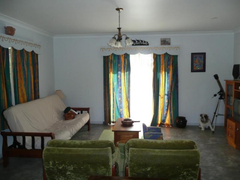 33 Brighton Road, Bowen QLD 4805