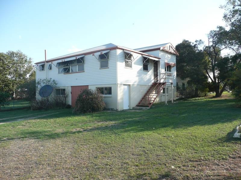 75 Gordon Street, Bowen QLD 4805