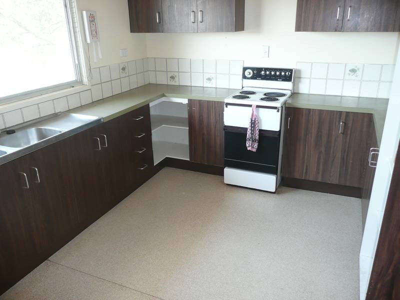 11 Miller Street, Collinsville QLD 4804