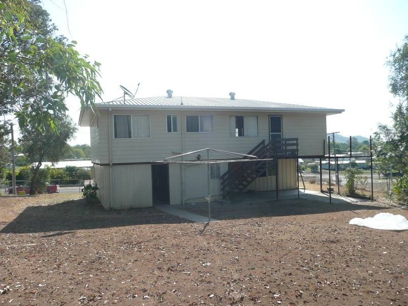 11 Miller Street, Collinsville QLD 4804