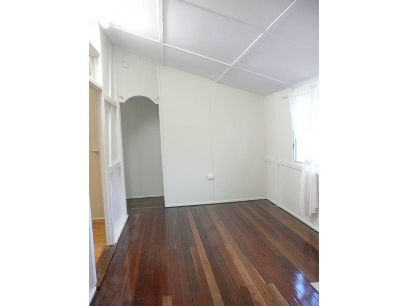 75 Gordon Street, Bowen QLD 4805