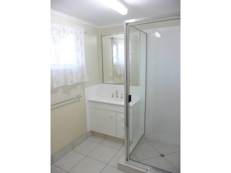 75 Gordon Street, Bowen QLD 4805