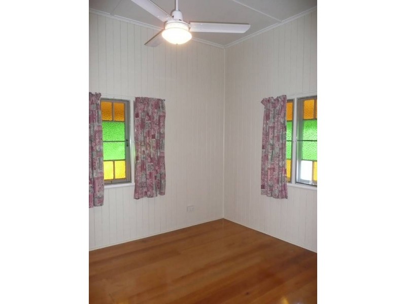 75 Gordon Street, Bowen QLD 4805