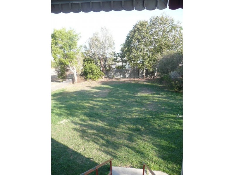 75 Gordon Street, Bowen QLD 4805