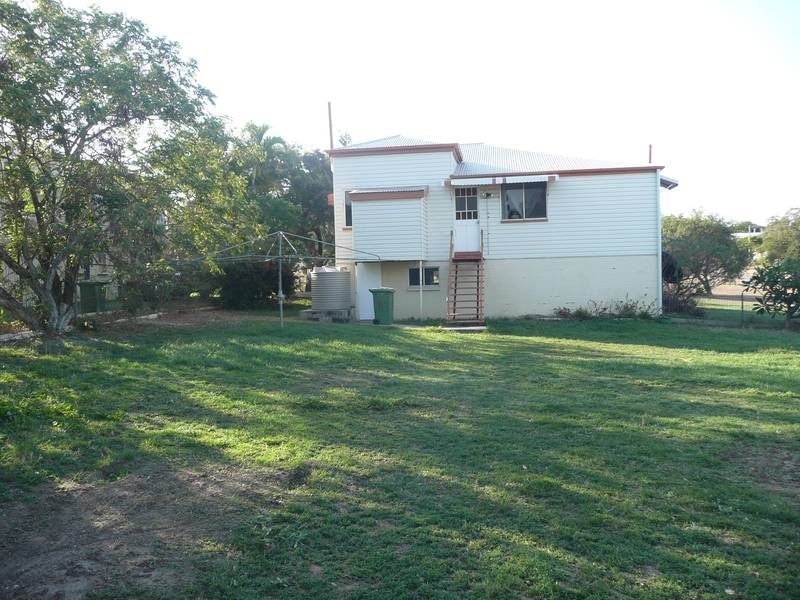 75 Gordon Street, Bowen QLD 4805