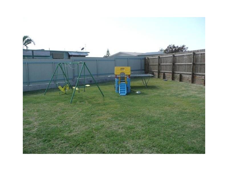 4 Allan Place, Bowen QLD 4805