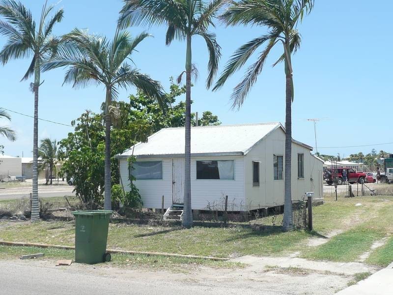 64 Dalrymple Street, Bowen QLD 4805