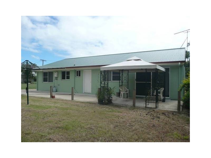 47 Whyte Ave, Brisk Bay QLD 4805
