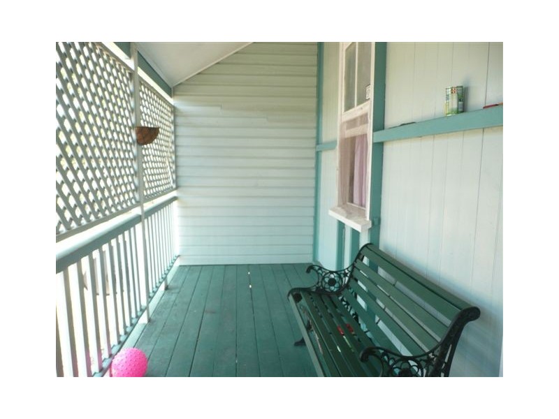 33 Gordon Street, Bowen QLD 4805