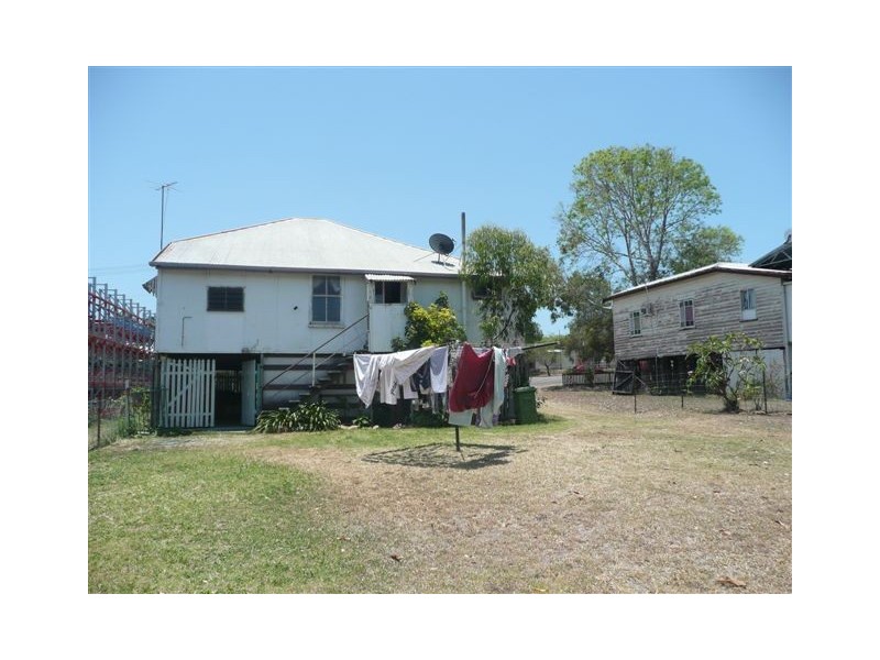33 Gordon Street, Bowen QLD 4805
