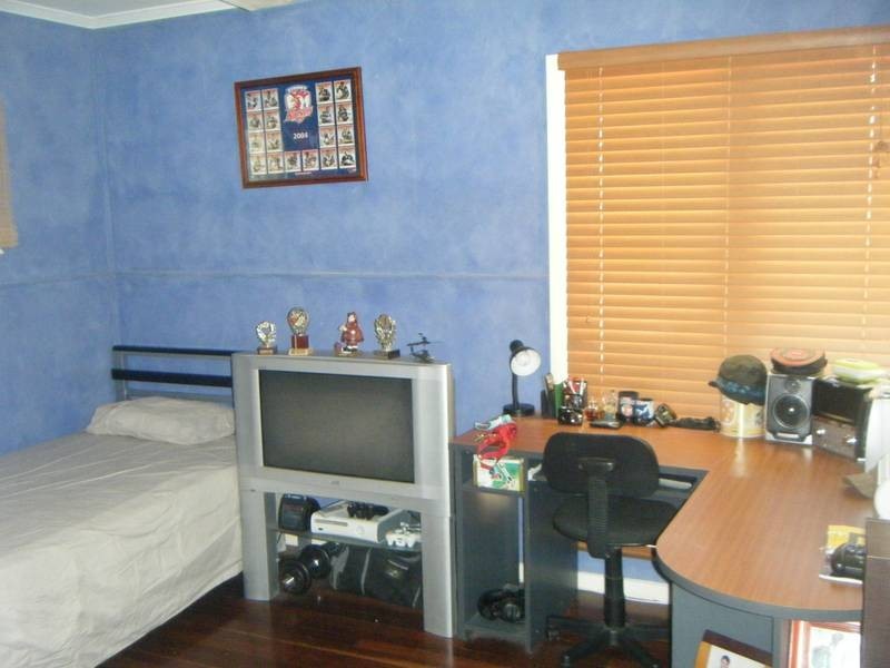 12 Marshall Street, Bowen QLD 4805