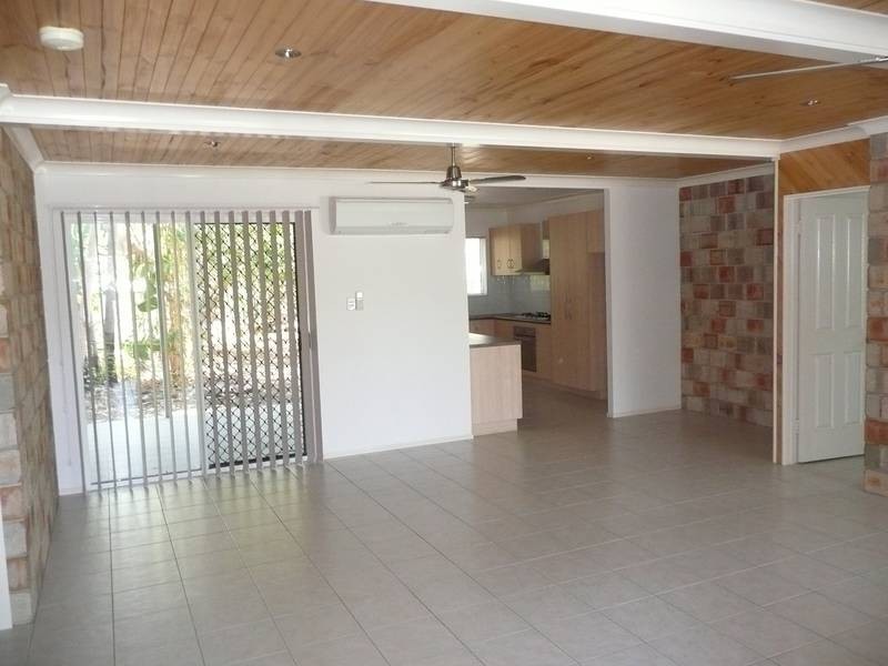 11 Russell Street, Bowen QLD 4805