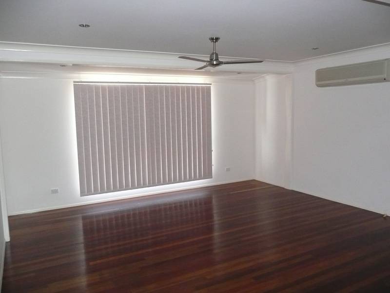 11 Russell Street, Bowen QLD 4805