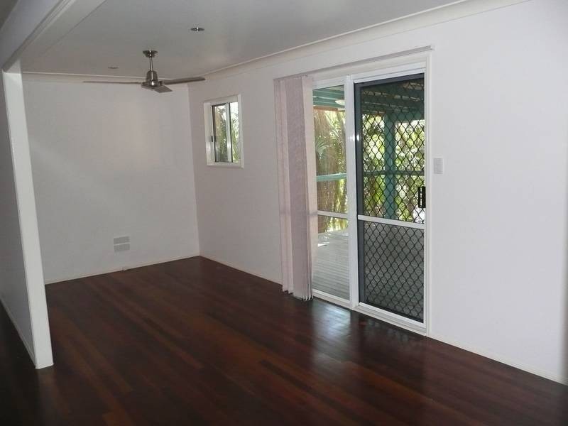 11 Russell Street, Bowen QLD 4805