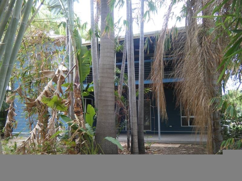 11 Russell Street, Bowen QLD 4805