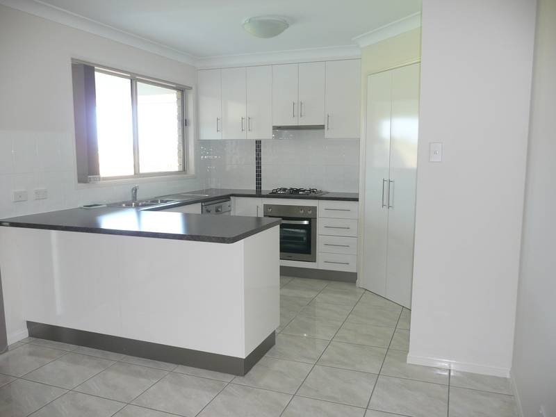 8 Banks Drive, Bowen QLD 4805