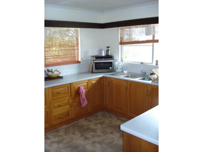 19 Elphinstone Street, Bowen QLD 4805