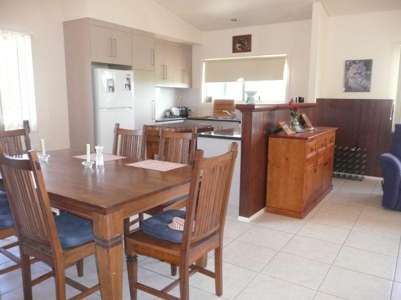 2/104 Dalrymple Street, Bowen QLD 4805